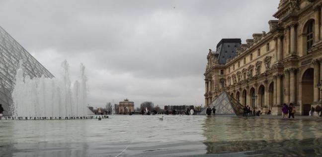 Museu do Louvre - Pirâmide