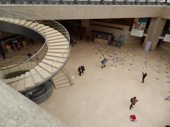 Museu do Louvre - Pirâmide