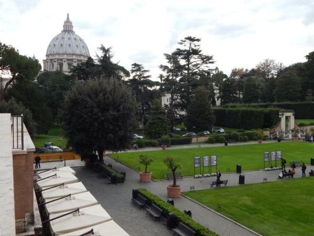 Praça Principal na entrada do Vaticano