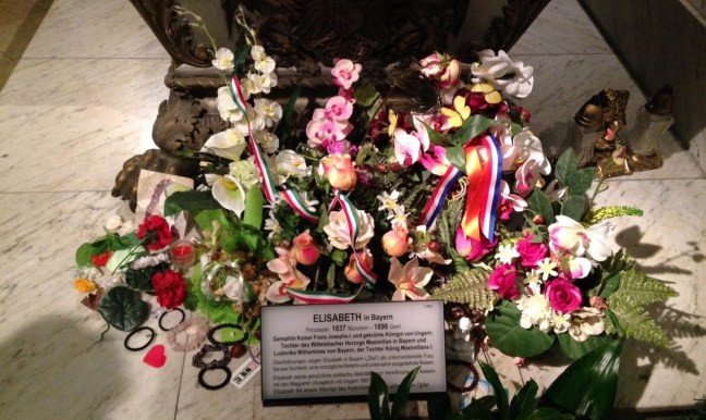 Detalhe túmulo Imperatriz Elisabeth, Sissi